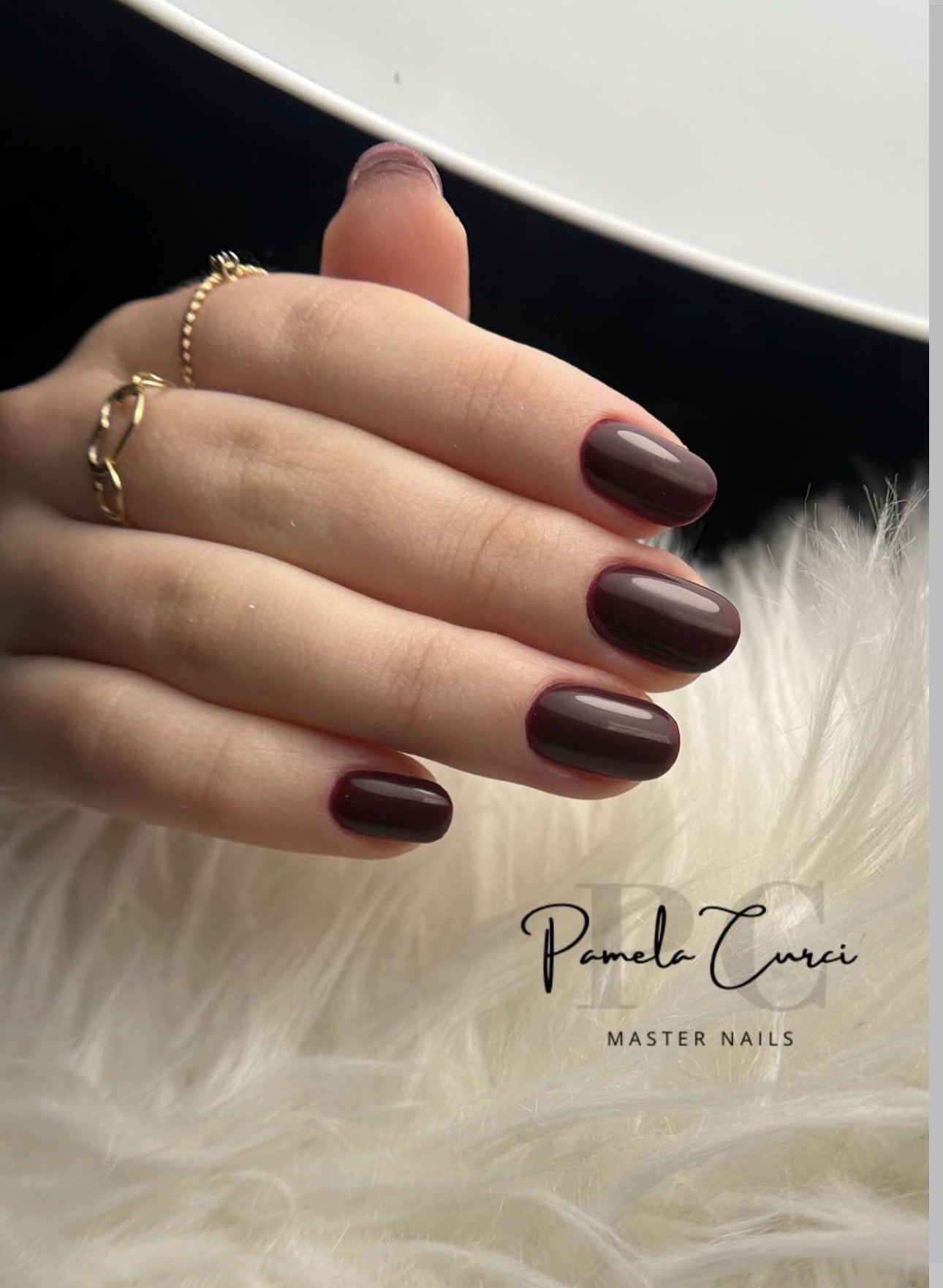 Unghie corte bordeaux del percorso Platinum